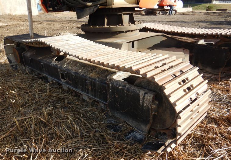 image for item LX9932 2001 JLG 660SJC  boom lift