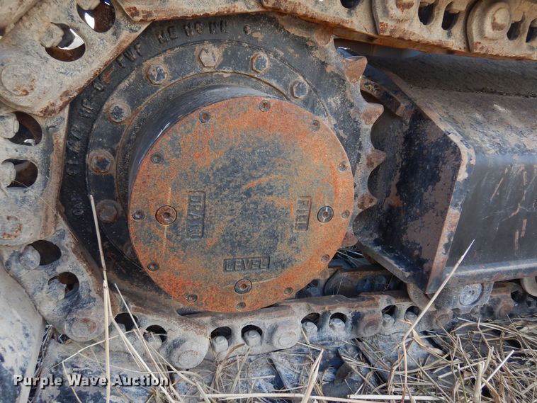 image for item LX9932 2001 JLG 660SJC  boom lift