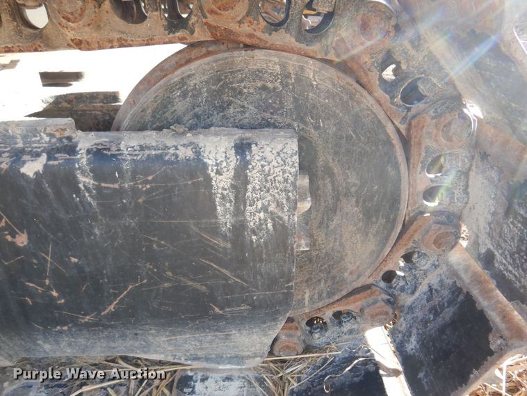 image for item LX9932 2001 JLG 660SJC  boom lift