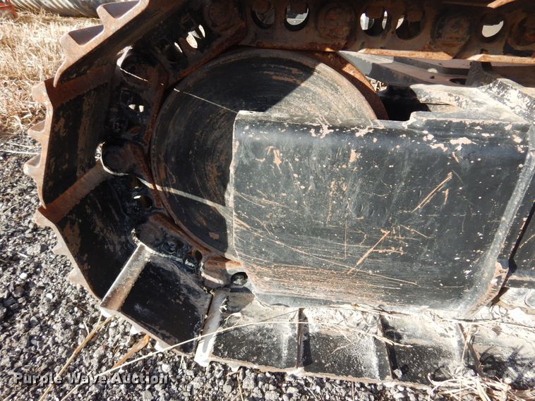 image for item LX9932 2001 JLG 660SJC  boom lift