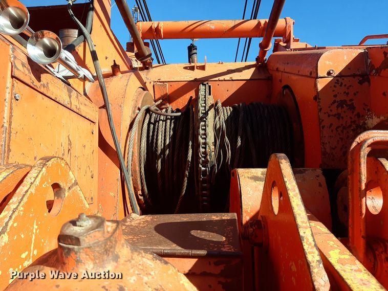 image for item LX9935 1976 Koehring 440  crane