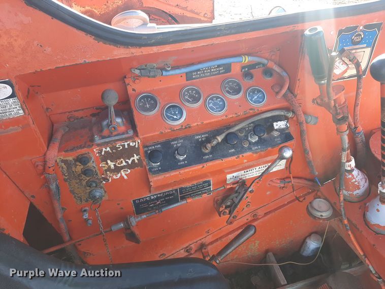 image for item LX9935 1976 Koehring 440  crane