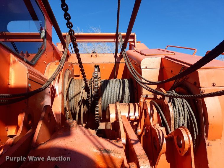 image for item LX9936 1971 Koehring 440  crane