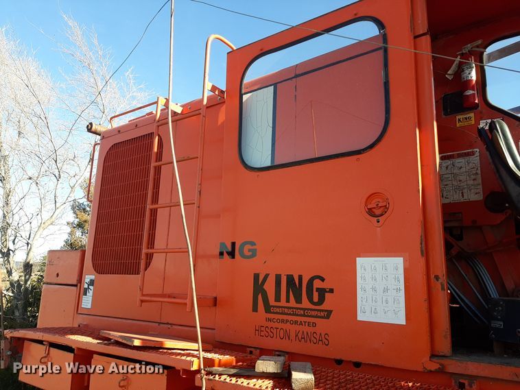 image for item LX9936 1971 Koehring 440  crane