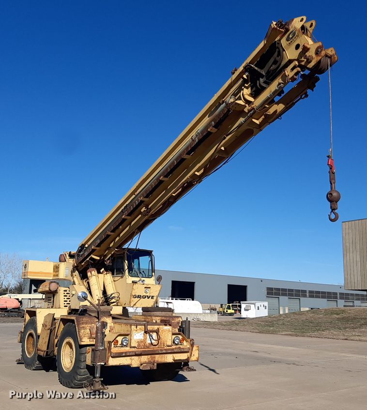 image for item LX9938 1985 Grove RT525  crane