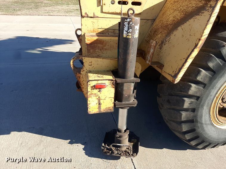 image for item LX9938 1985 Grove RT525  crane