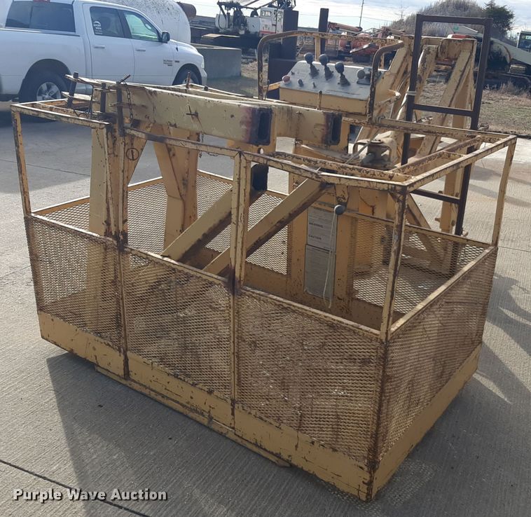 image for item LX9938 1985 Grove RT525  crane