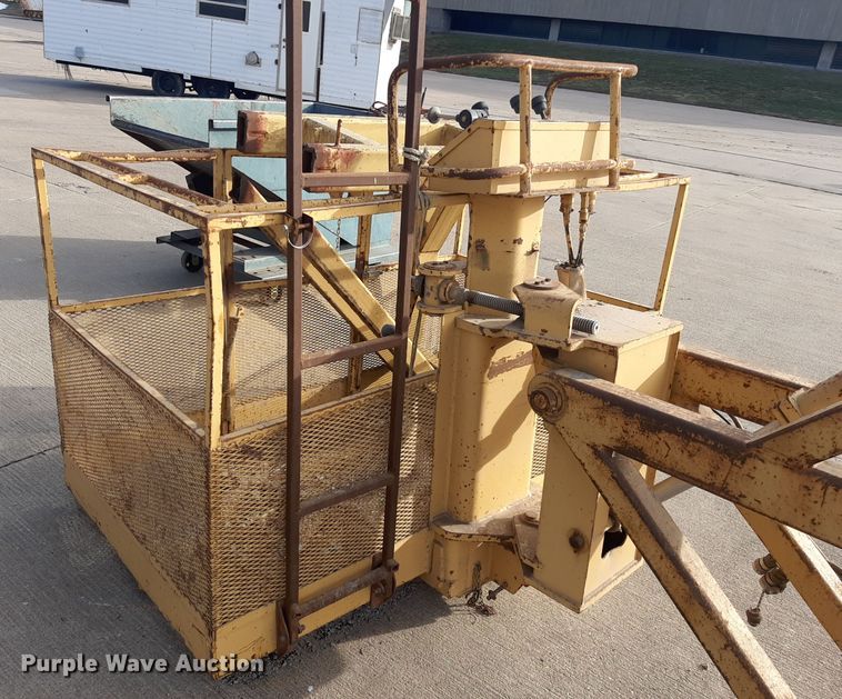 image for item LX9938 1985 Grove RT525  crane