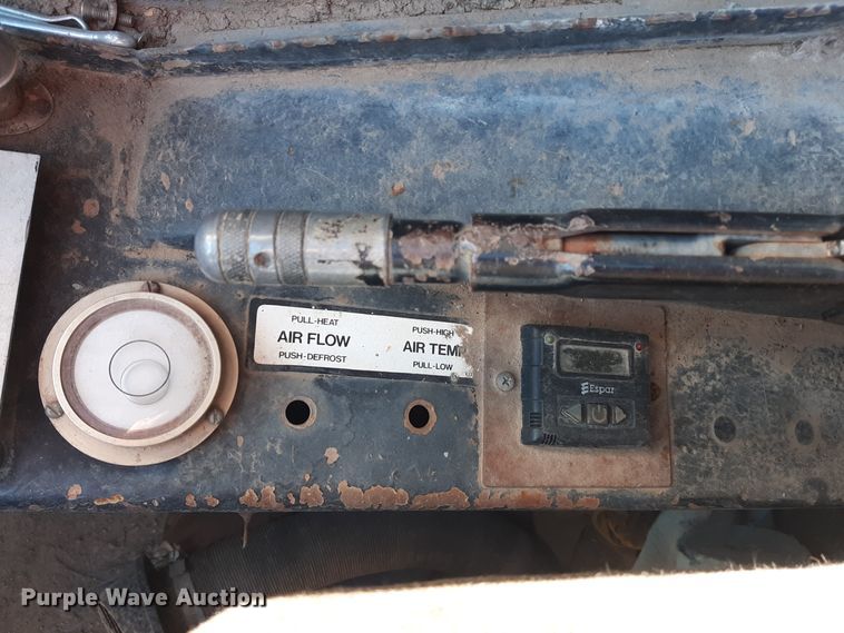 image for item LX9938 1985 Grove RT525  crane