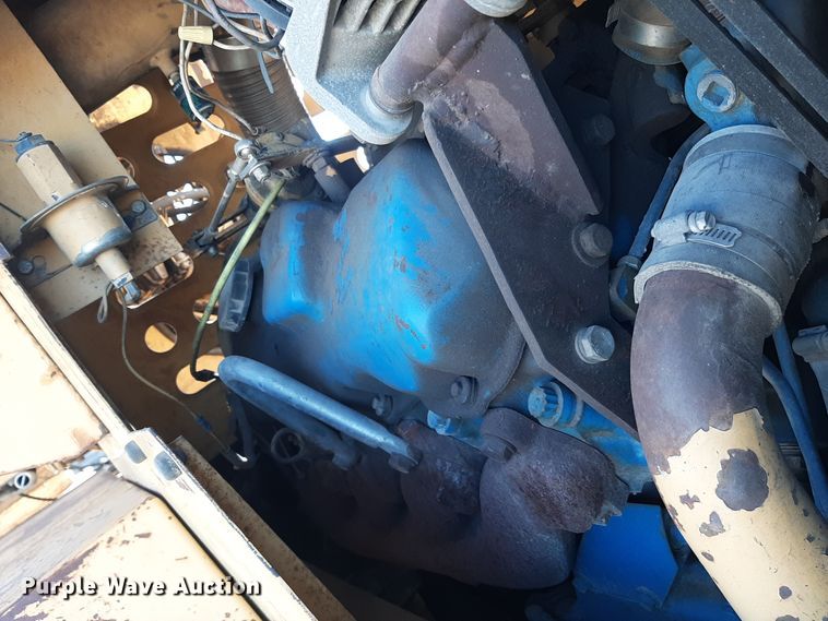 image for item LX9938 1985 Grove RT525  crane