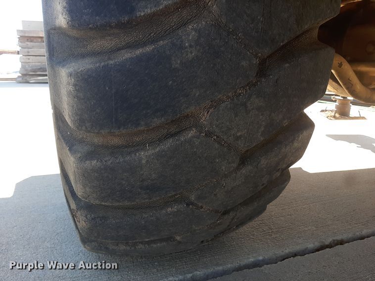 image for item LX9938 1985 Grove RT525  crane