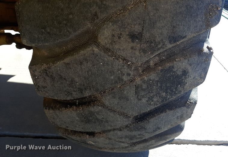 image for item LX9938 1985 Grove RT525  crane