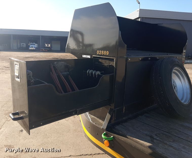 image for item LX9951 2002 Interstate equipment trailer