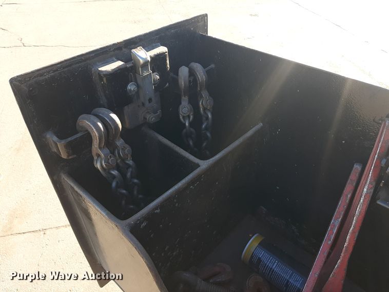 image for item LX9951 2002 Interstate equipment trailer