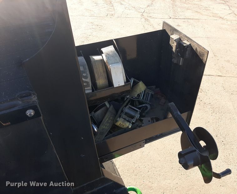 image for item LX9951 2002 Interstate equipment trailer