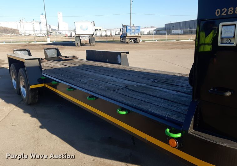 image for item LX9951 2002 Interstate equipment trailer