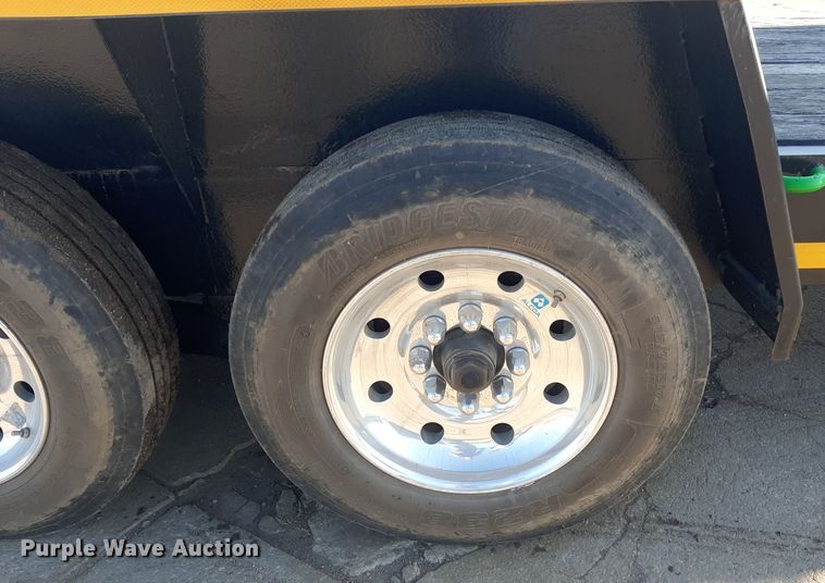 image for item LX9951 2002 Interstate equipment trailer