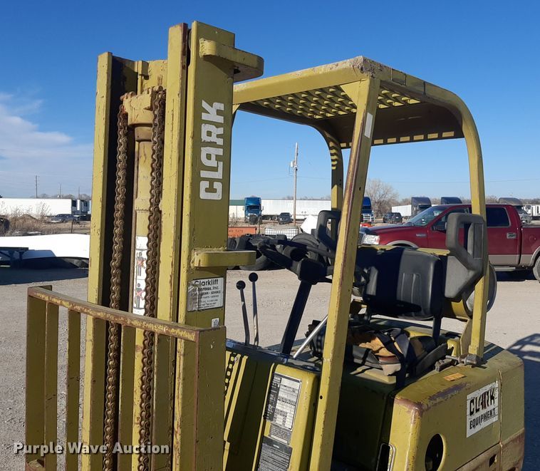 image for item LX9952 Clark C500  45  forklift