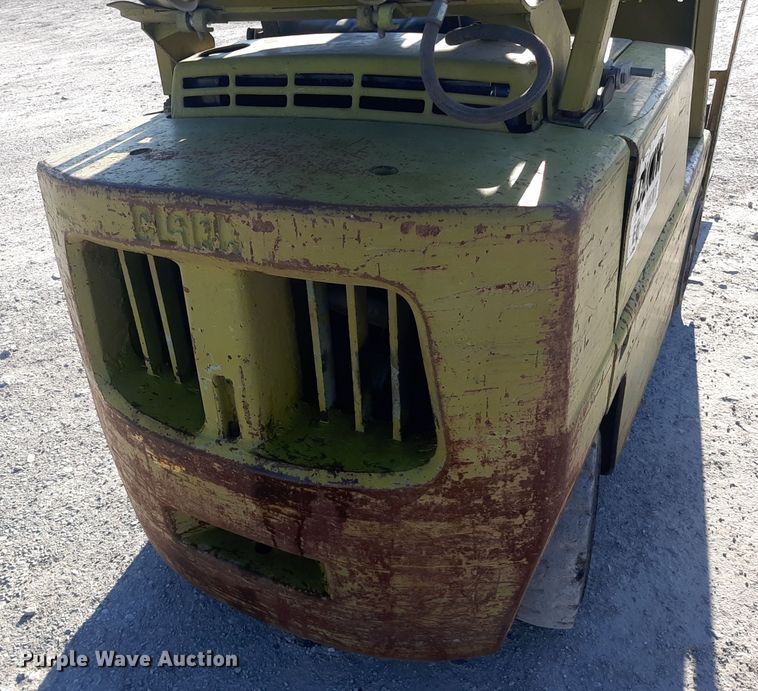 image for item LX9952 Clark C500  45  forklift