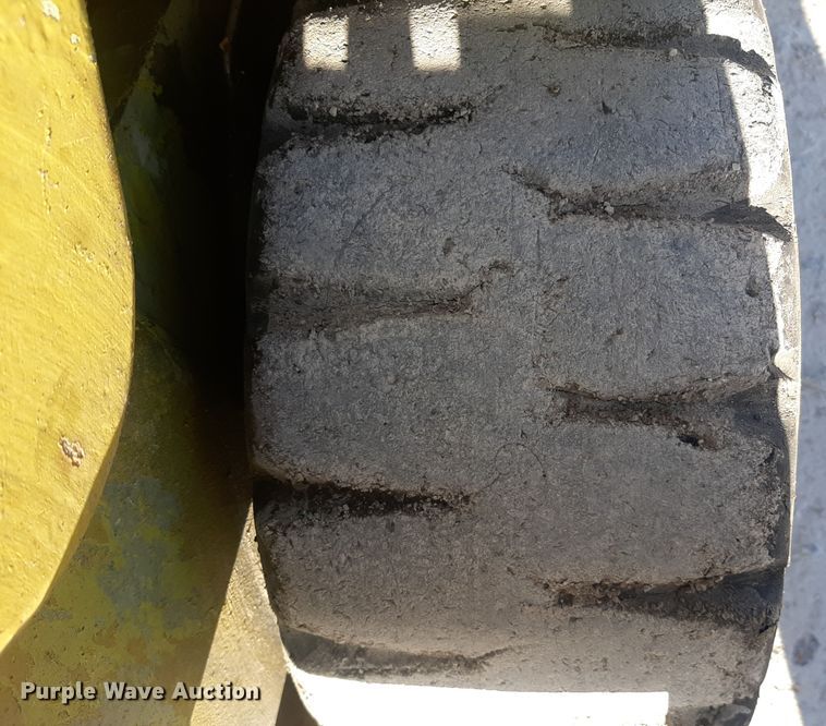 image for item LX9952 Clark C500  45  forklift