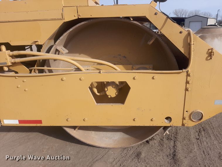 image for item LX9963 Tampo RS-188-A  double drum vibratory roller