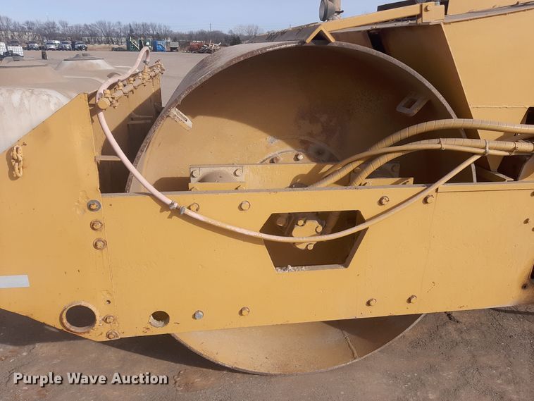 image for item LX9963 Tampo RS-188-A  double drum vibratory roller