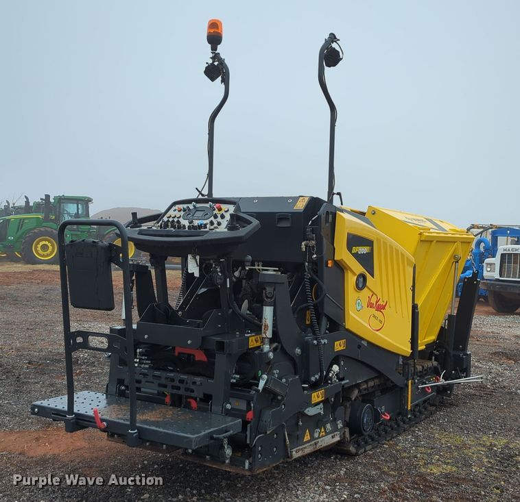 image for item LY9490 2019 Bomag BF 200 C-2  paver