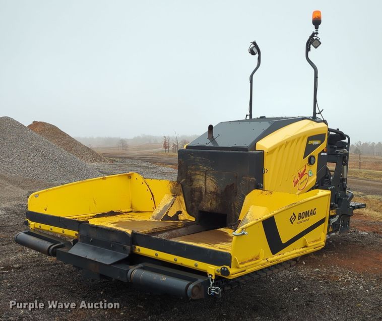 image for item LY9490 2019 Bomag BF 200 C-2  paver