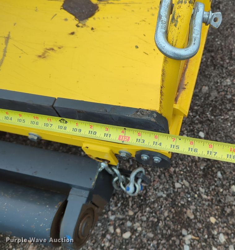 image for item LY9490 2019 Bomag BF 200 C-2  paver