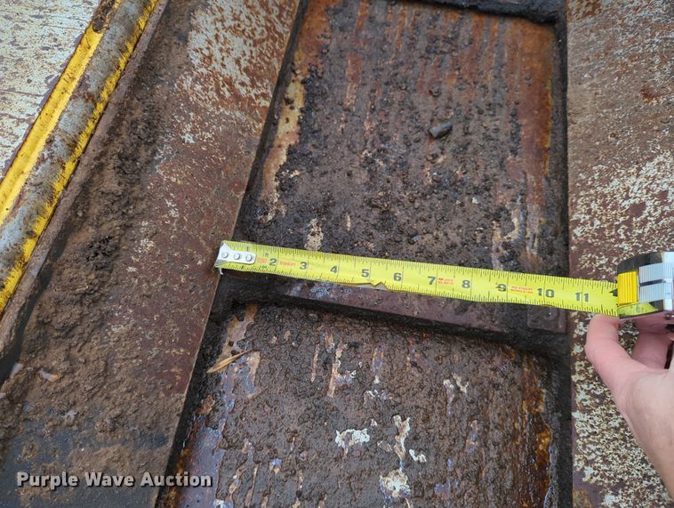 image for item LY9490 2019 Bomag BF 200 C-2  paver