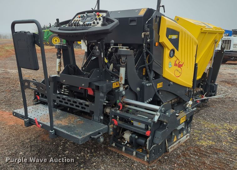 image for item LY9490 2019 Bomag BF 200 C-2  paver