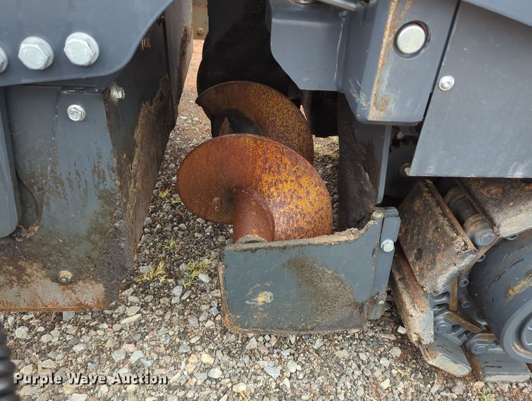 image for item LY9490 2019 Bomag BF 200 C-2  paver