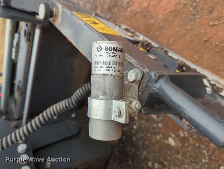 image for item LY9490 2019 Bomag BF 200 C-2  paver