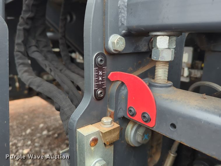 image for item LY9490 2019 Bomag BF 200 C-2  paver