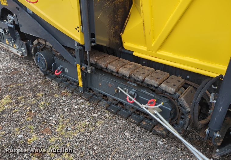 image for item LY9490 2019 Bomag BF 200 C-2  paver