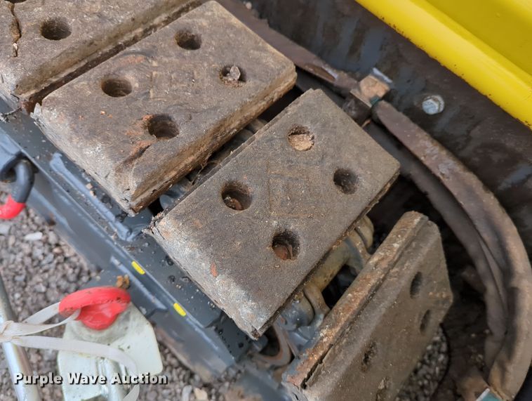 image for item LY9490 2019 Bomag BF 200 C-2  paver