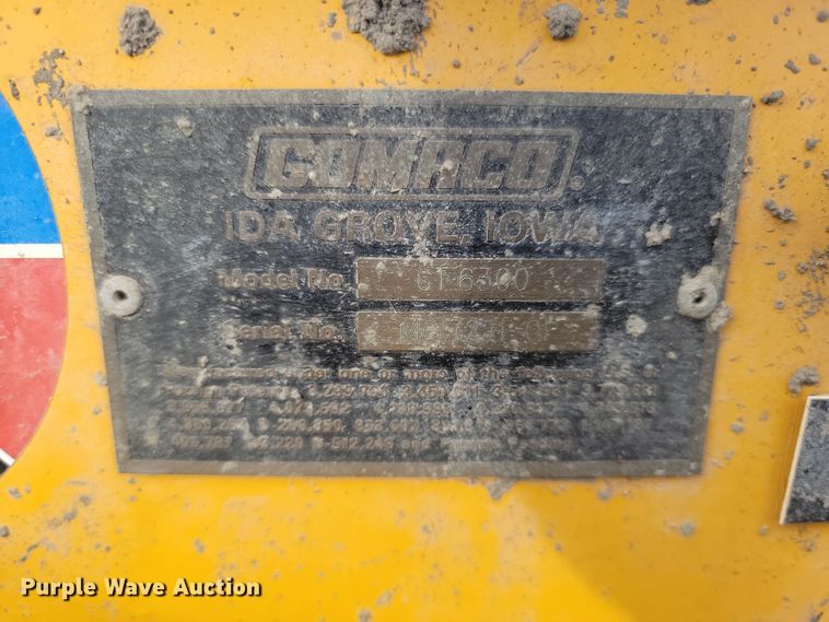 image for item ME9579 1990 Gomaco Commander III GT6300  slip form paver