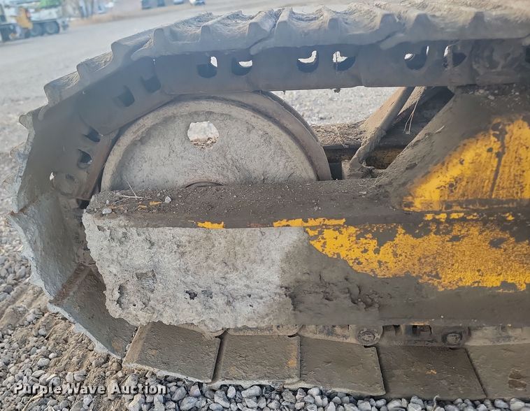 image for item ME9579 1990 Gomaco Commander III GT6300  slip form paver