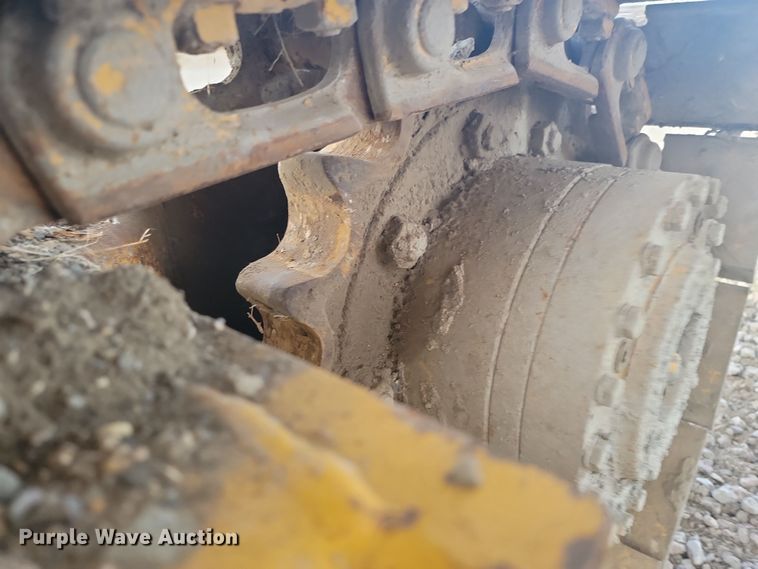 image for item ME9579 1990 Gomaco Commander III GT6300  slip form paver