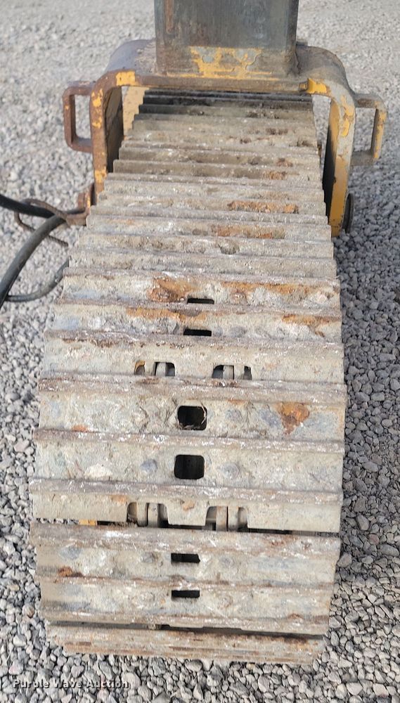 image for item ME9579 1990 Gomaco Commander III GT6300  slip form paver