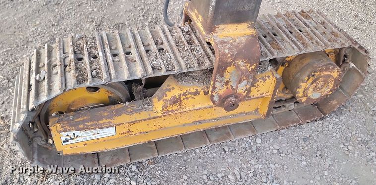 image for item ME9579 1990 Gomaco Commander III GT6300  slip form paver