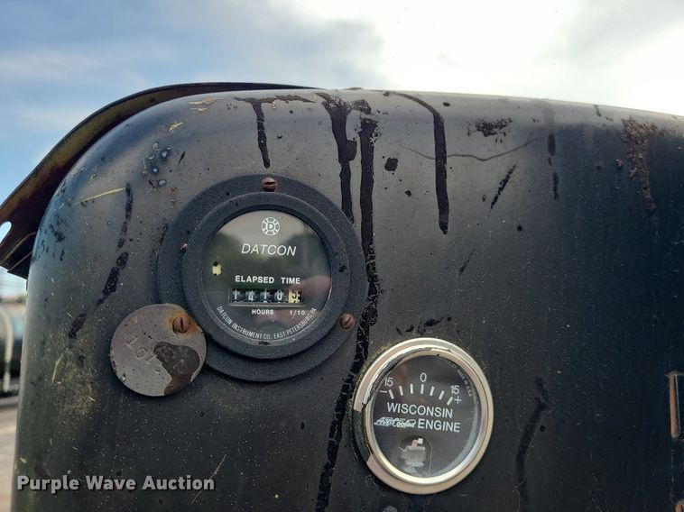 image for item MG9753 2001 GMC C6500  seal coat truck