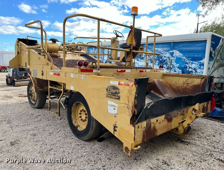 image for item MH9947 Etnyre  chip spreader