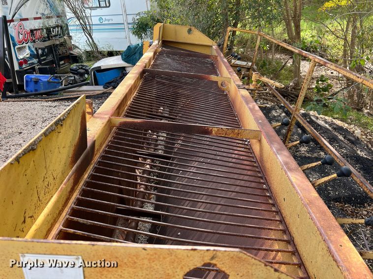 image for item MH9947 Etnyre  chip spreader