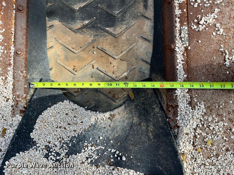 image for item MH9947 Etnyre  chip spreader