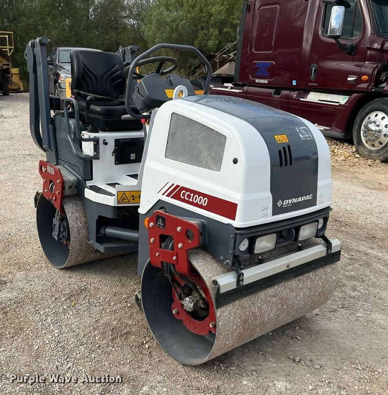 image for item MH9948 2020 Dynapac CC1000  double drum vibratory roller