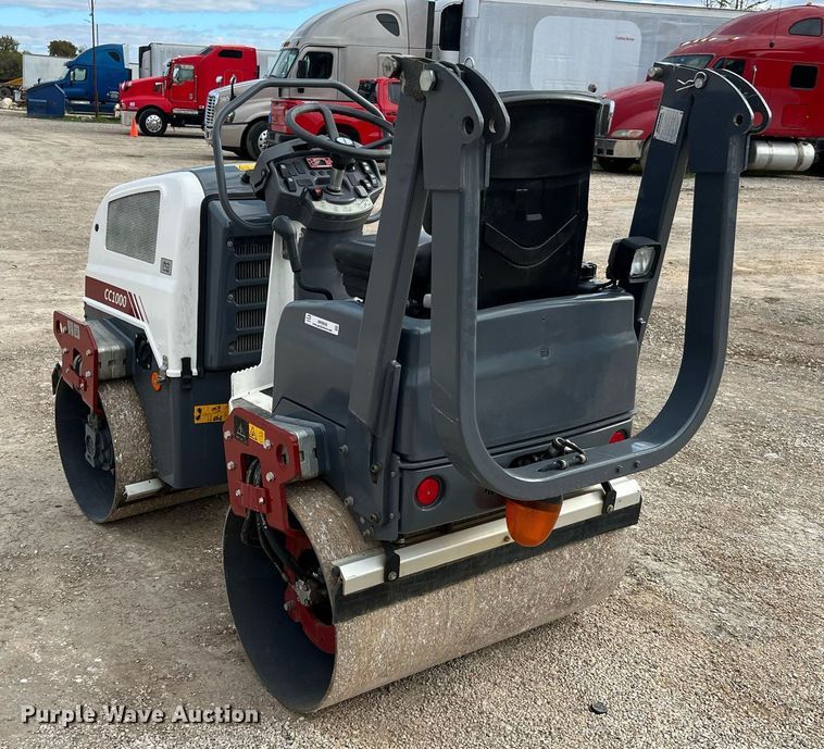 image for item MH9948 2020 Dynapac CC1000  double drum vibratory roller