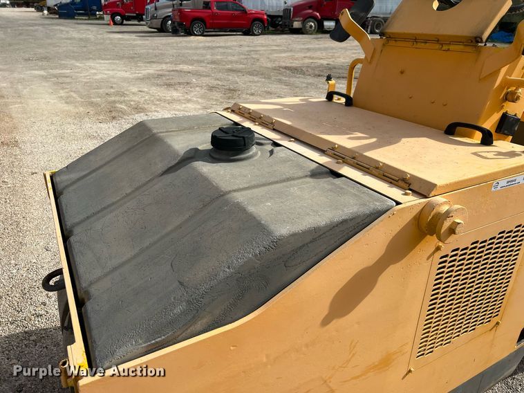 image for item MH9949 Bomag BW3R  pneumatic roller