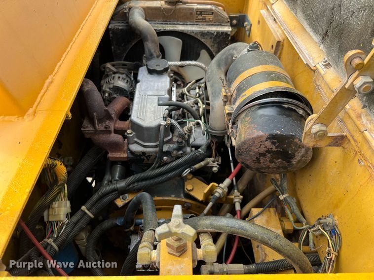 image for item MH9949 Bomag BW3R  pneumatic roller