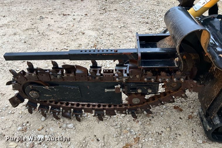 image for item MH9966 2016 Vermeer FTX25  trencher